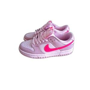 Nike Dunk SB Low Pink